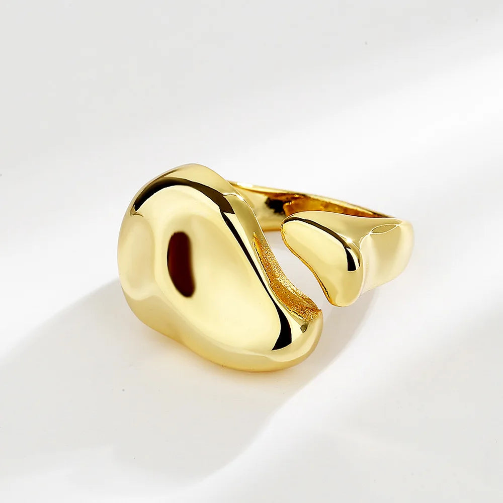 The Forme Collection – Geometric Gold Rings